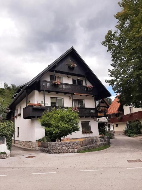 Apartma Kosnik Perunika Bohinj Exterior photo